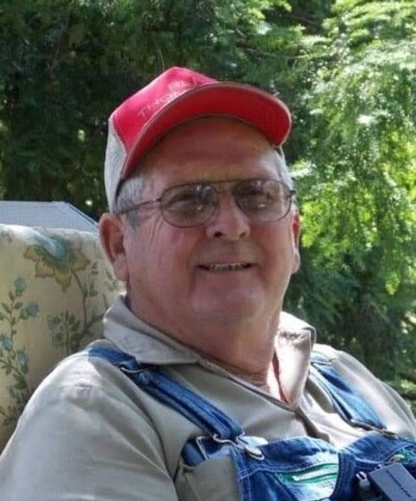 Wayne Glenwood Morris Profile Photo