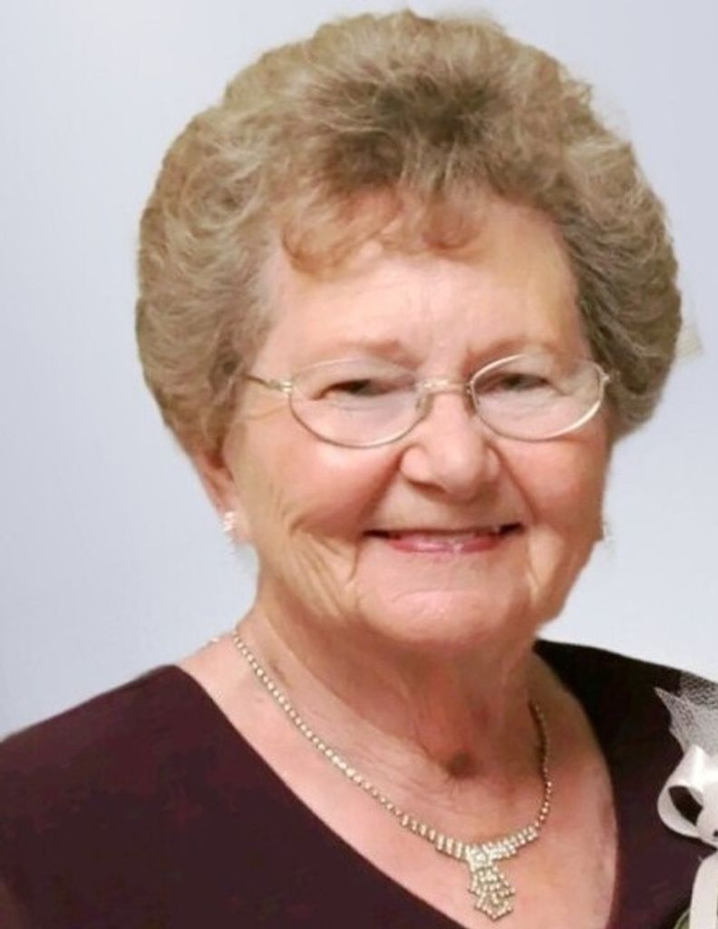 Wanda Louise (Royal)  Mcmillan