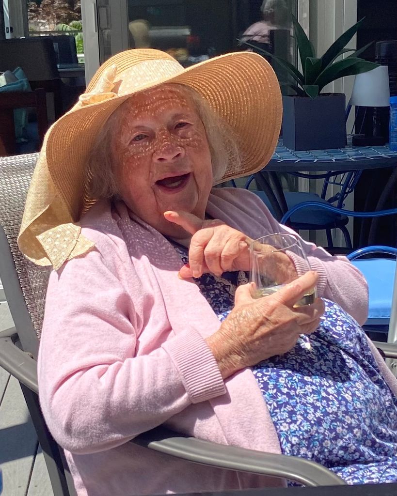 Ms. Helen Griska Profile Photo