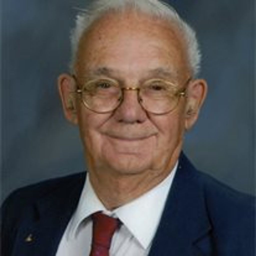 Bradley Lines Profile Photo