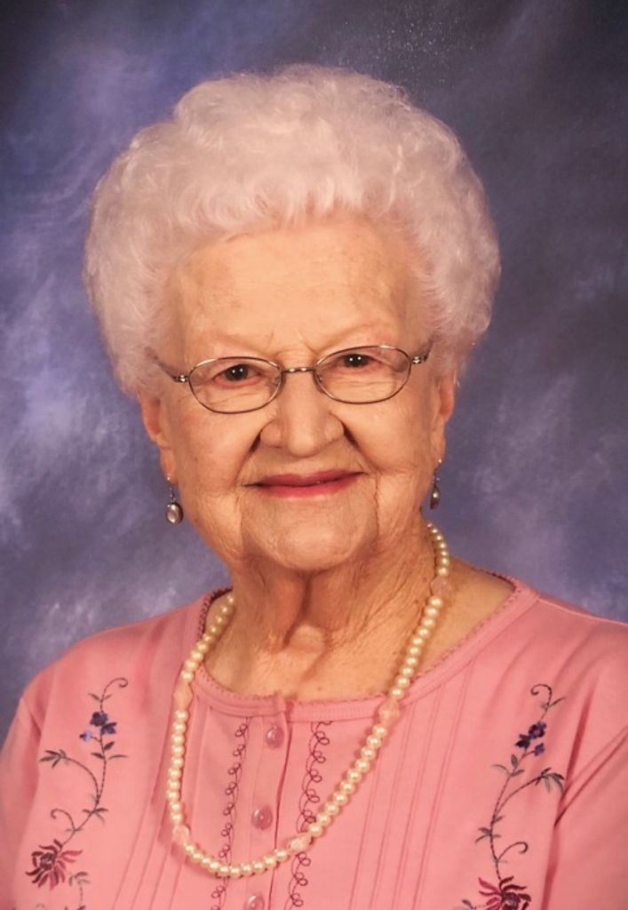 Lottie Smith Profile Photo