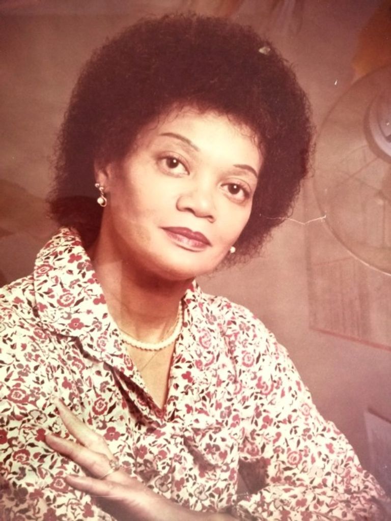 Catherine Graves Profile Photo