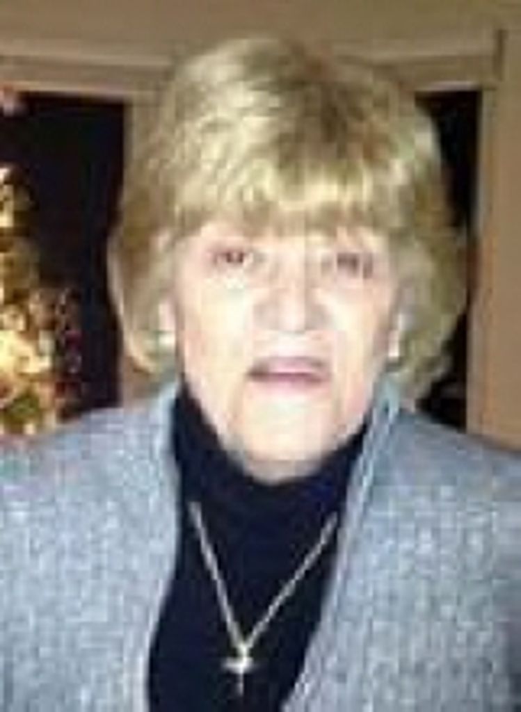 Suzanne  Marie Kinder