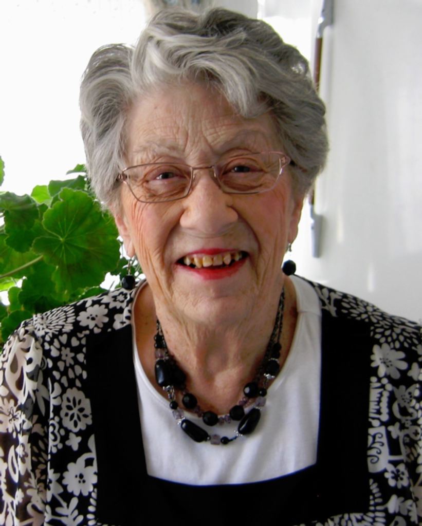 Eva Joyce (Barrie)  Lyren Profile Photo