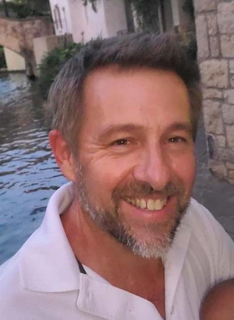 Robert (Rob) Crosley, Jr. Profile Photo