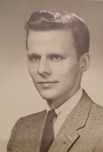 Gordon J. Lis Profile Photo