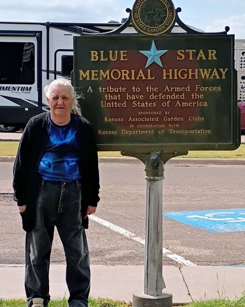 Rebecca Sue Taylor Profile Photo