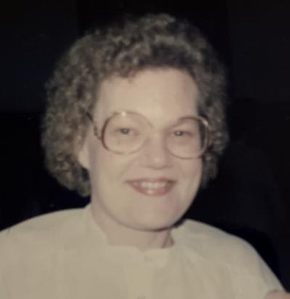 Karen Paquette Profile Photo