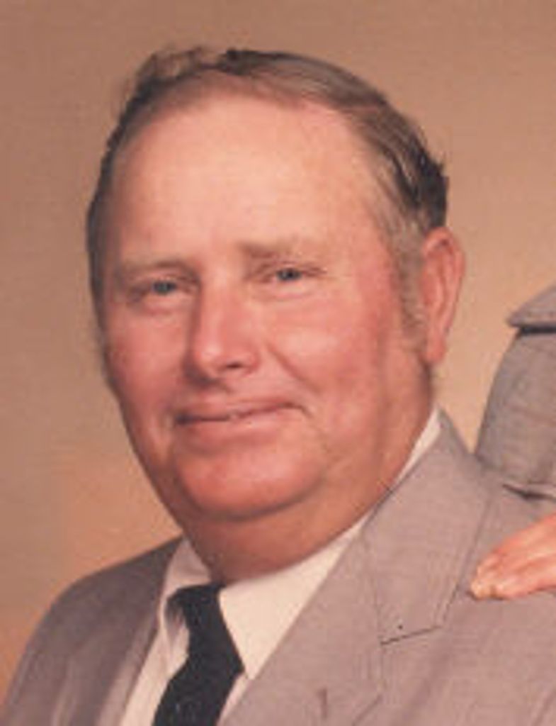 Louie Mitchell Horn Profile Photo