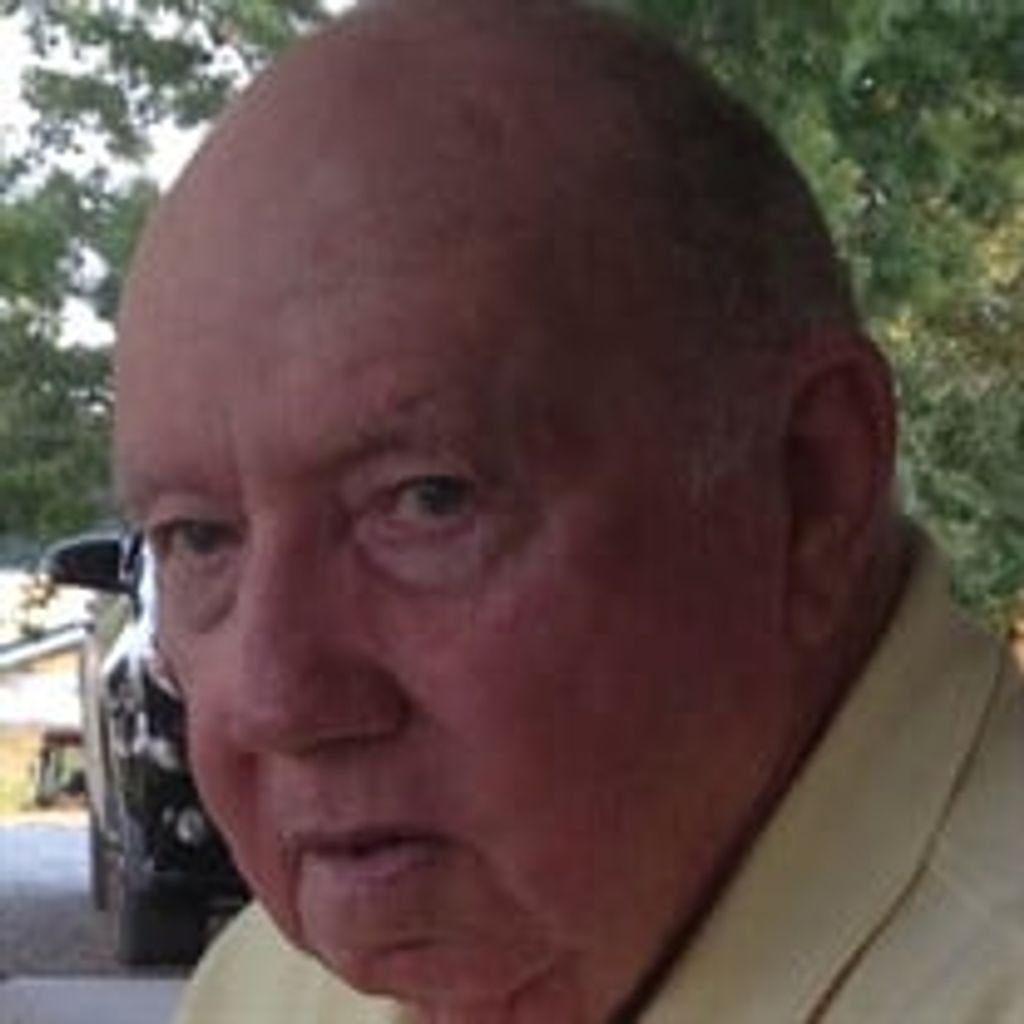 Tom Hollaway Profile Photo