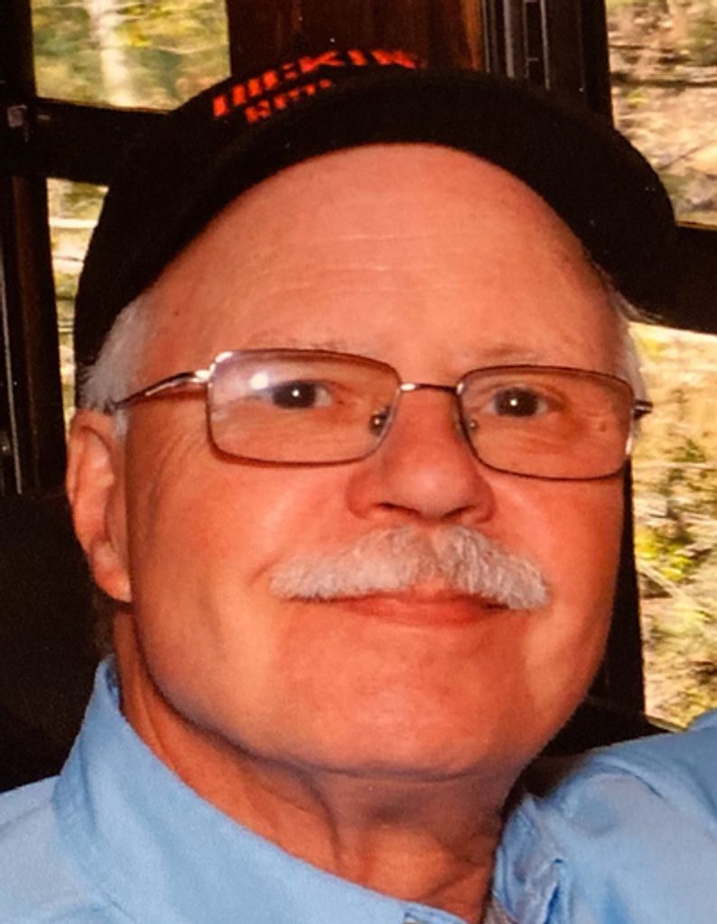 Richard "Dick" John Scholle Profile Photo