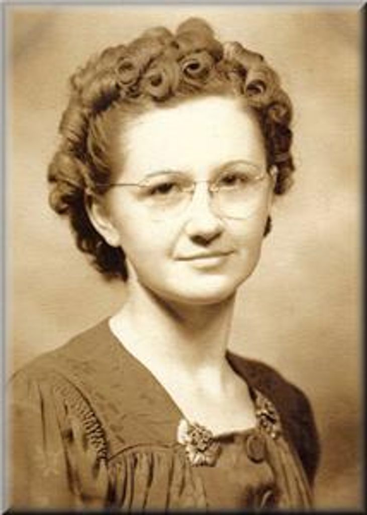 Vera Charlotte Hoch