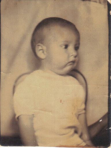 Aubrey Aldrich photo gallery thumbnail 2 of 65