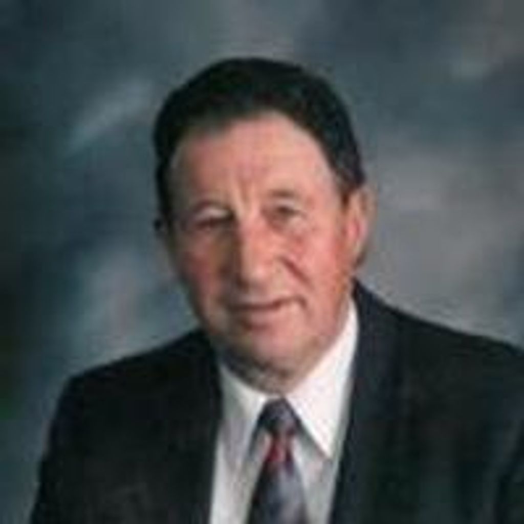 Lyle Dean Taylor