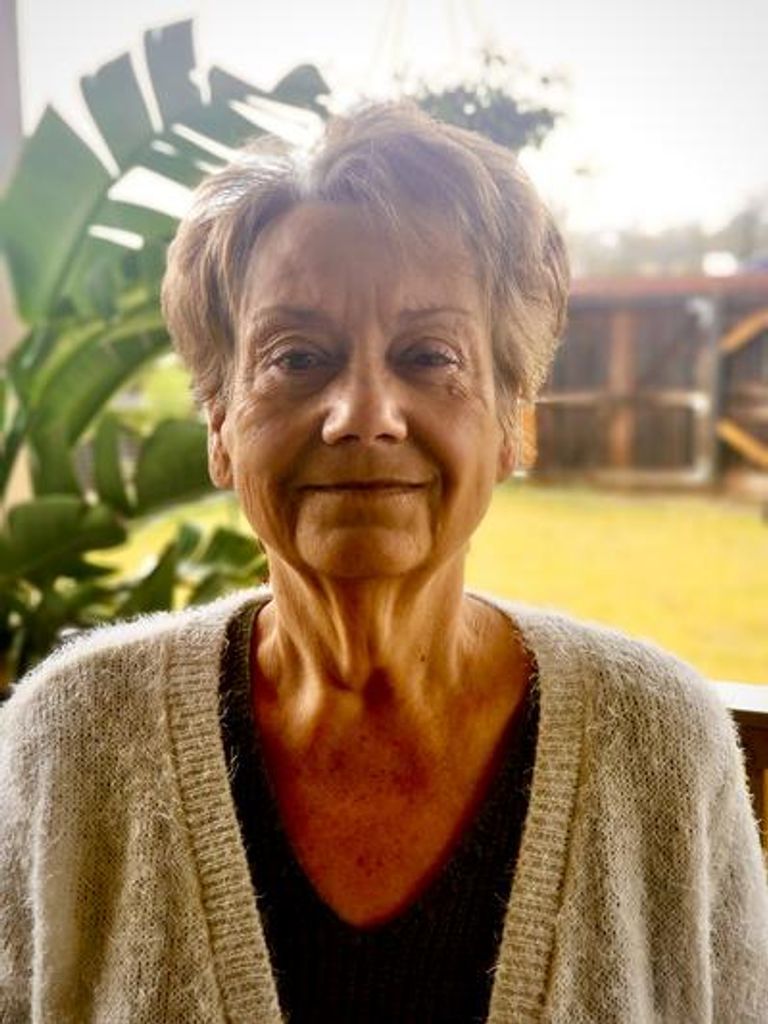 Glenda Ruth Tharp Profile Photo