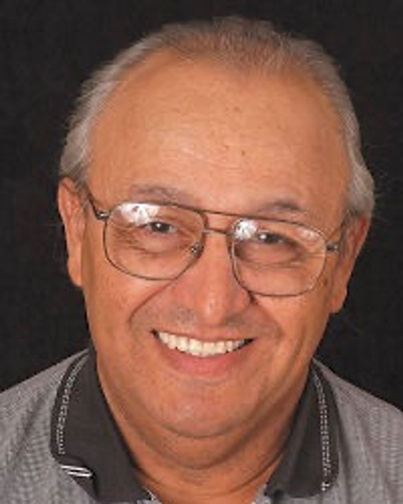 Robert Collins Peters Profile Photo