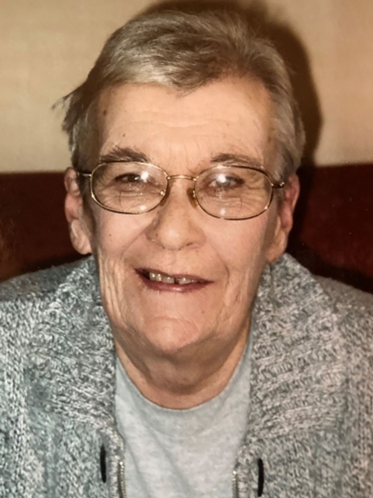 Elizabeth Dyer Smith Profile Photo