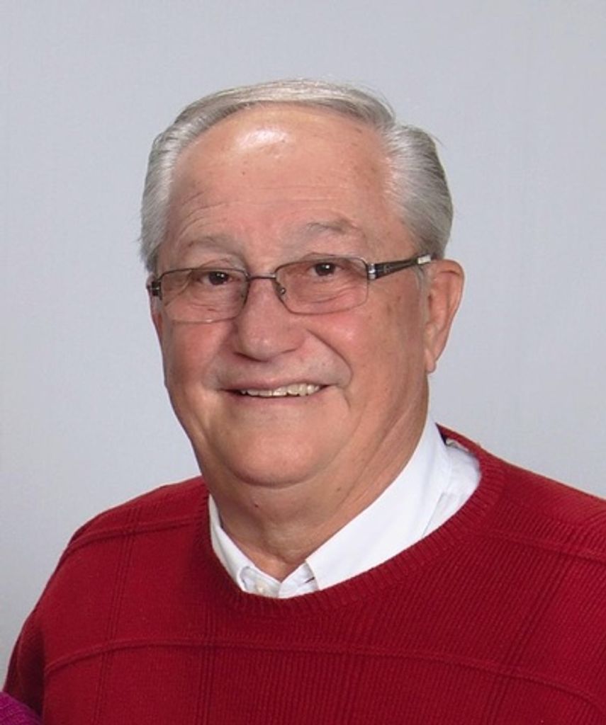 Quentin Yeager Profile Photo