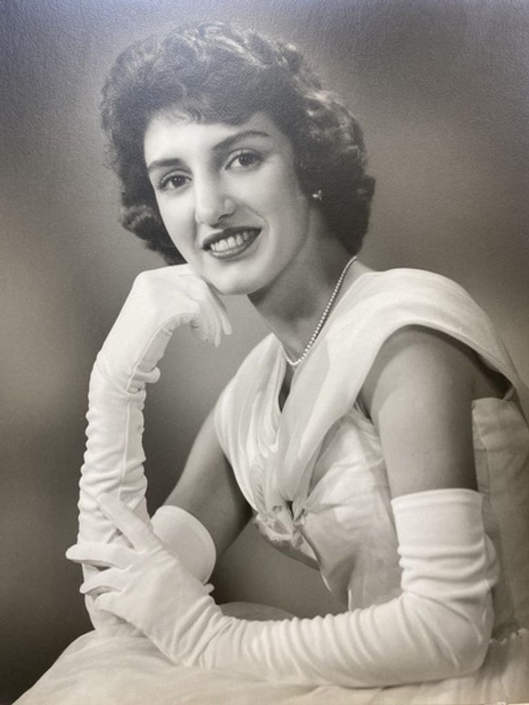 Winnie Fern Land Profile Photo