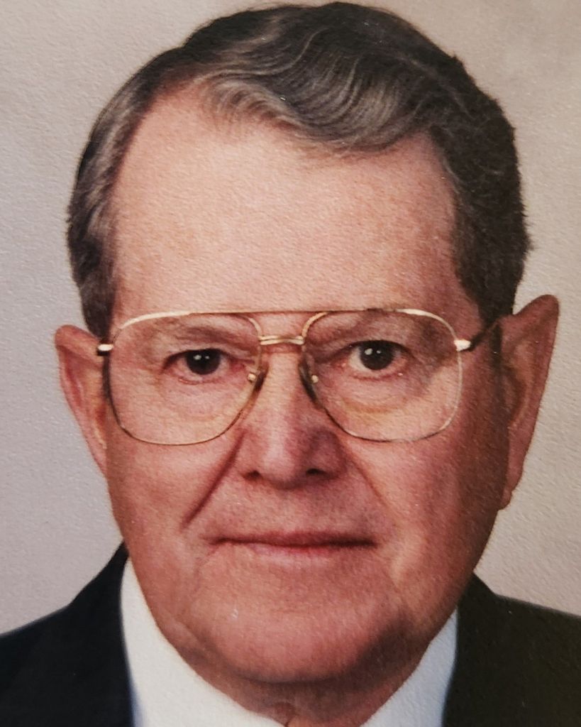 Mac Lynn Oberlin Profile Photo
