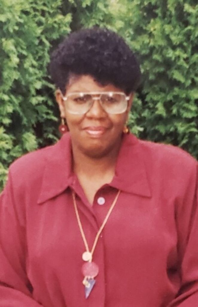 Linda Lee Clark Profile Photo
