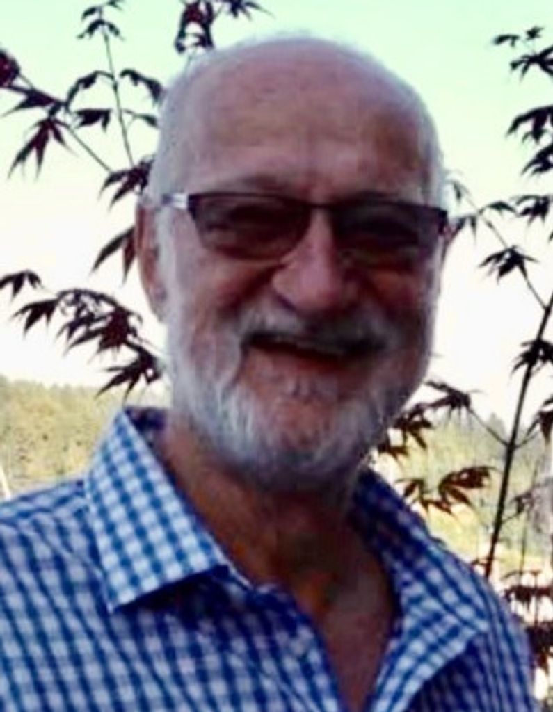 Richard Carl Profile Photo