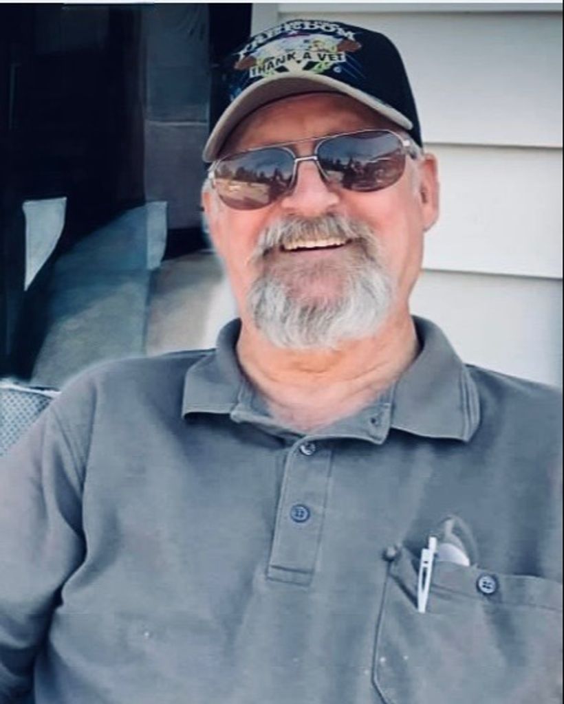 Stephen Douglas Bradford Profile Photo