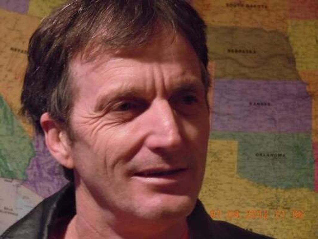 Timothy Cook Profile Photo