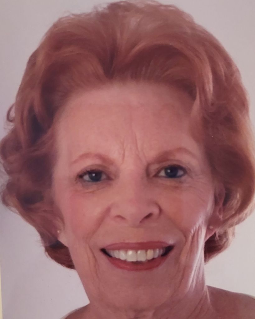 Eleanor Hohmann Profile Photo