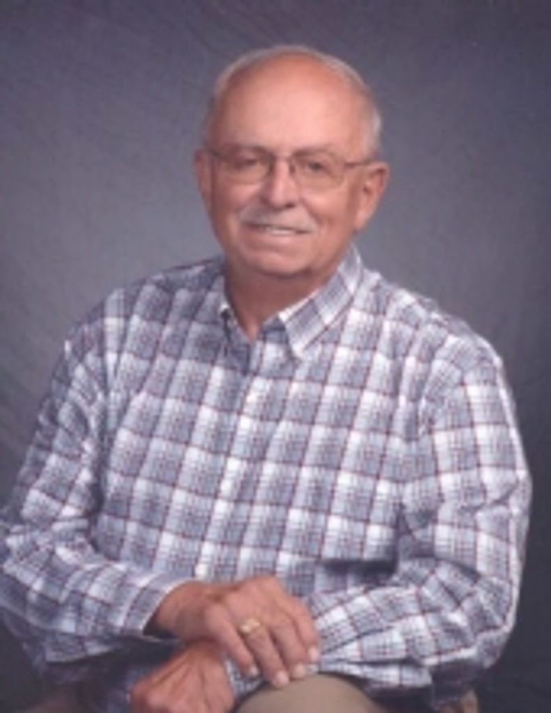 Dennis  Ray Green