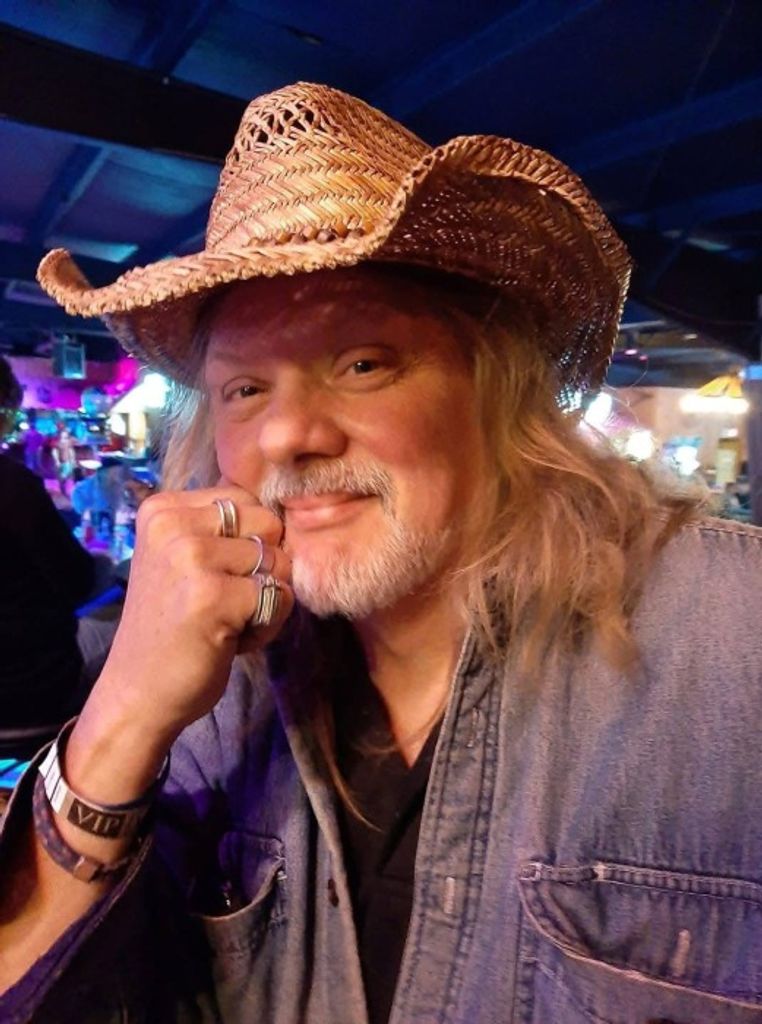 Michael Joseph Levesque Profile Photo