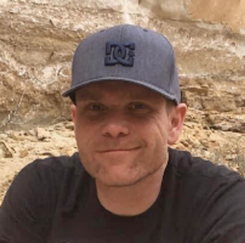 Kasey J Crompton Profile Photo