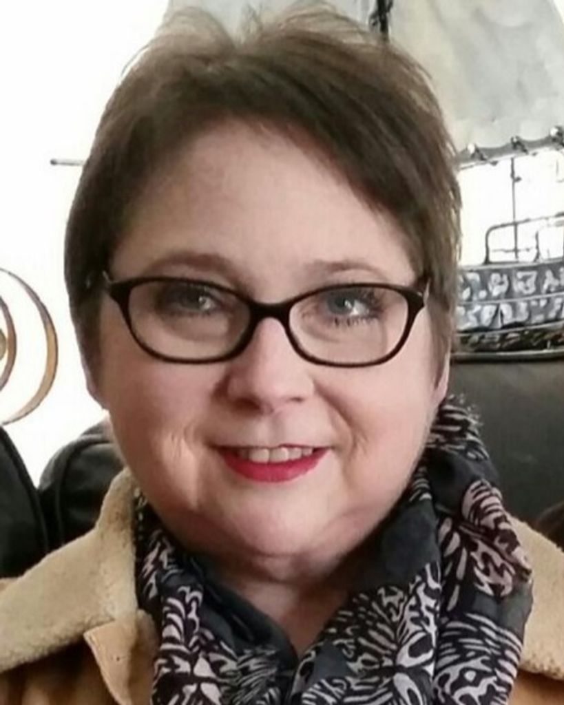 Lisa Gue Pickens Profile Photo