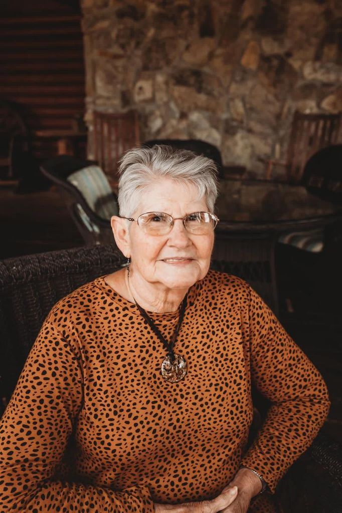 Linda Lou Mosher Profile Photo