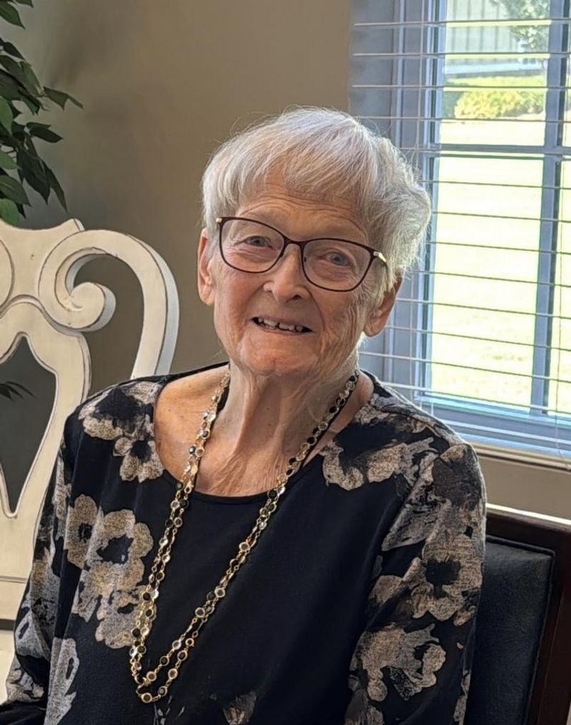 Lorraine Elinor Tyson Profile Photo