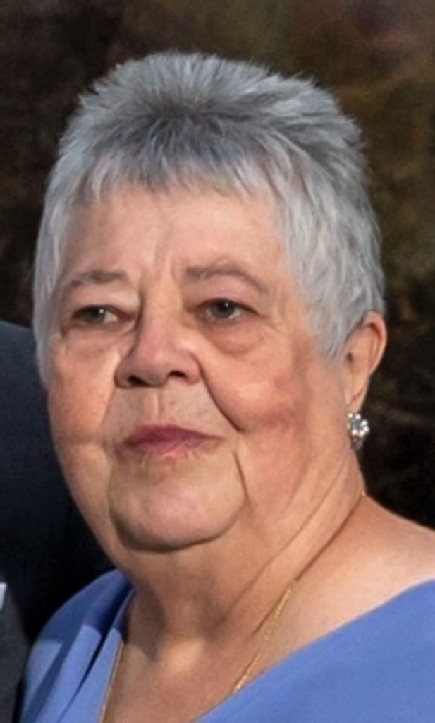 Theresia Kraenbring  Profile Photo