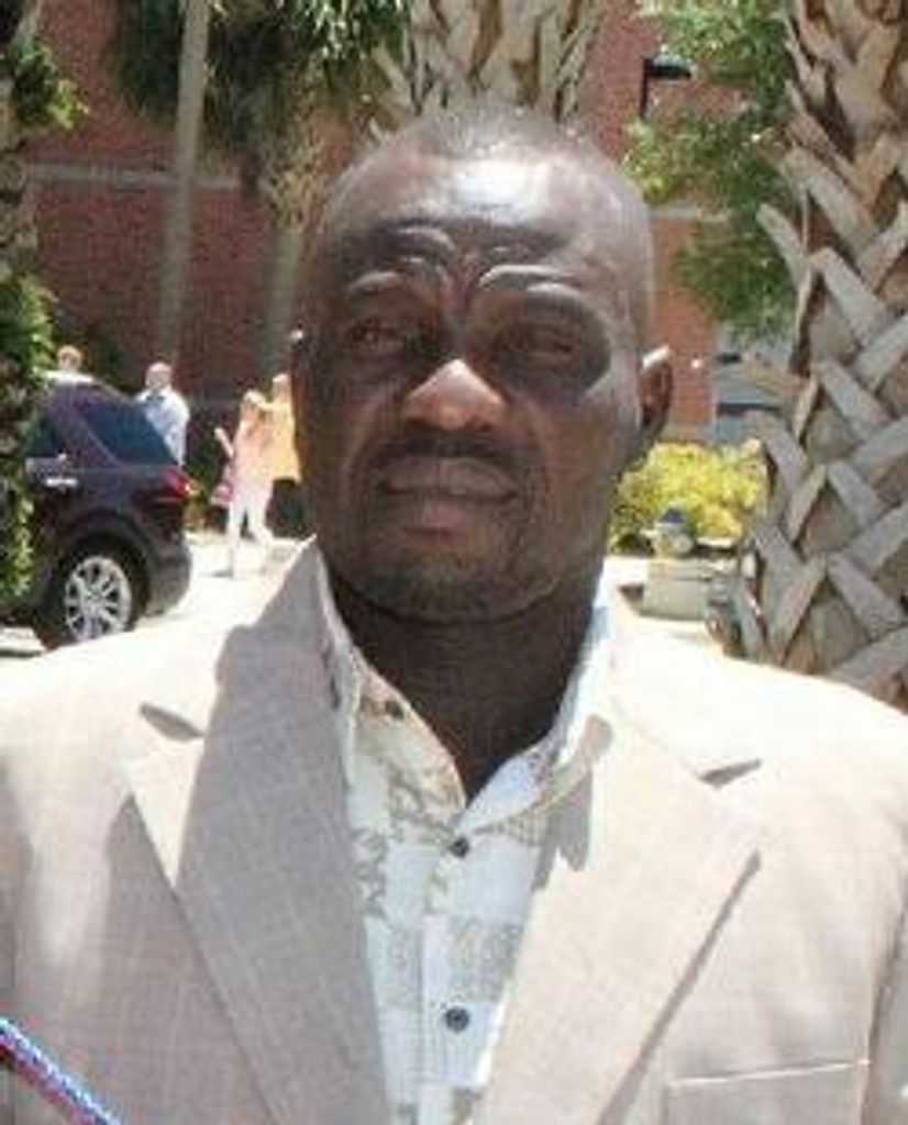 Yves Succes Profile Photo
