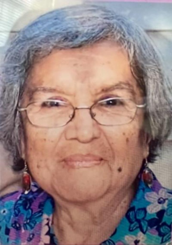 Petra Valdez Profile Photo