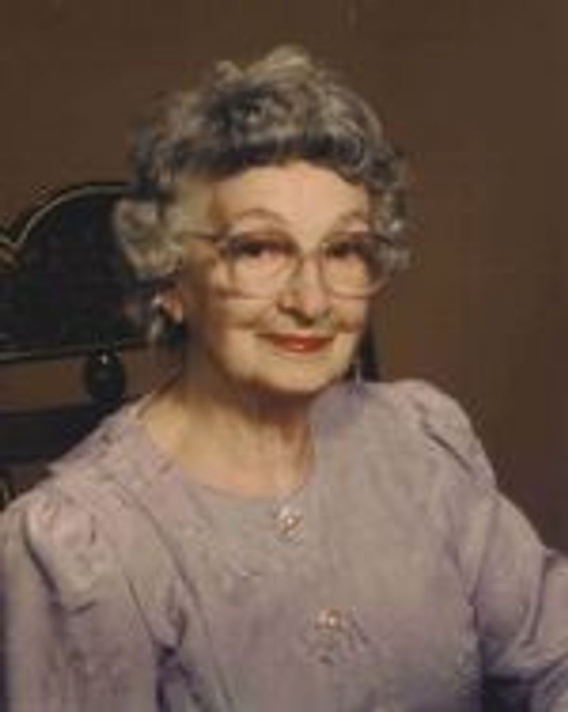 Olivia (Hollis) Head