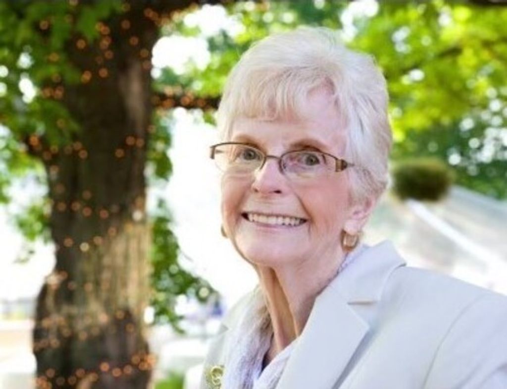 Vivian Ruth Ilene Larson Profile Photo