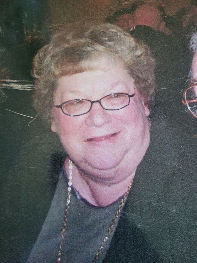 M. Pauline (Long)  Posey Profile Photo