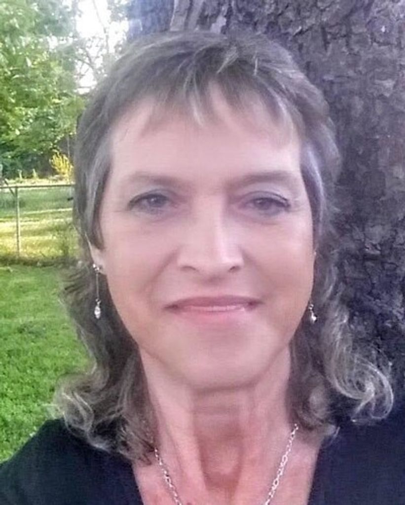 Tonya Boyd Land Profile Photo