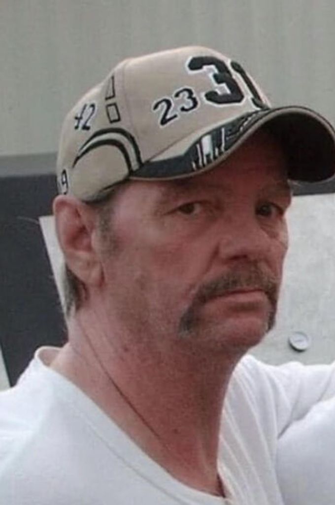 Glen Henry Maxwell Profile Photo