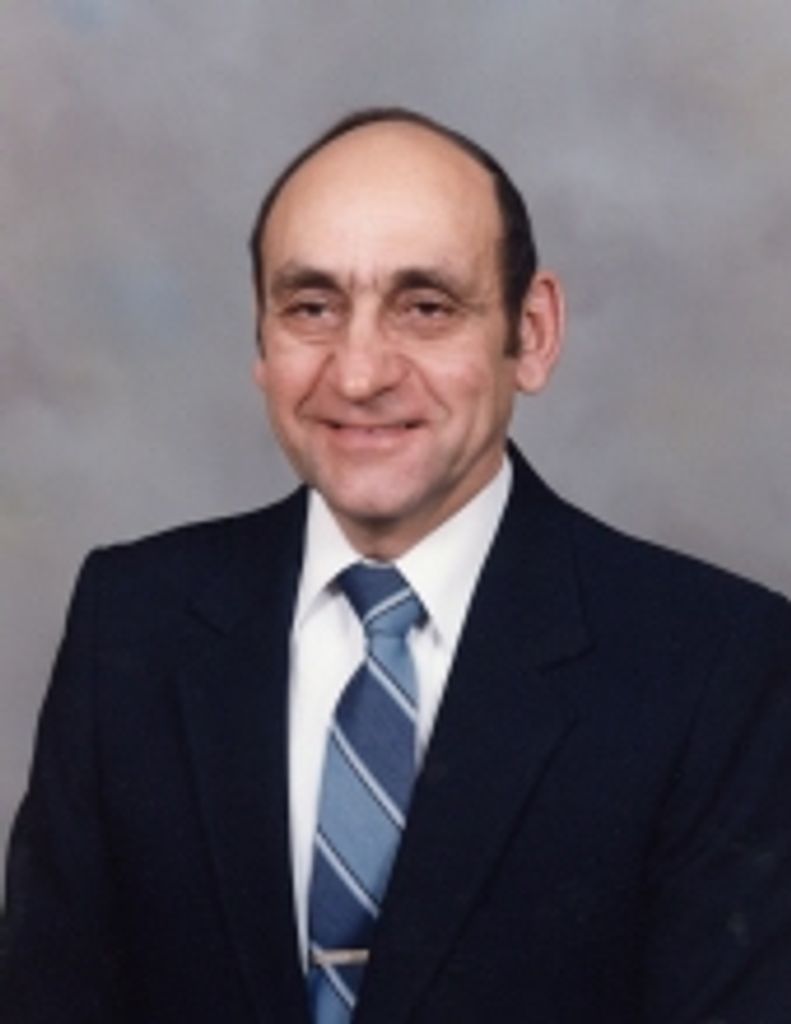 Victor "Earl" Putzbach