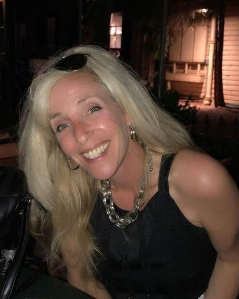Caryn Lynn Santucci