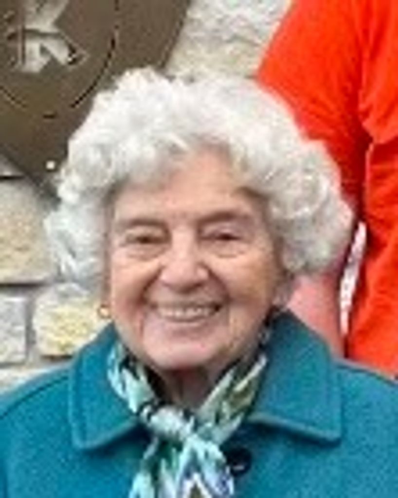 Mary Lou "Lupe" Kiefer (nee Bitzenhofer)