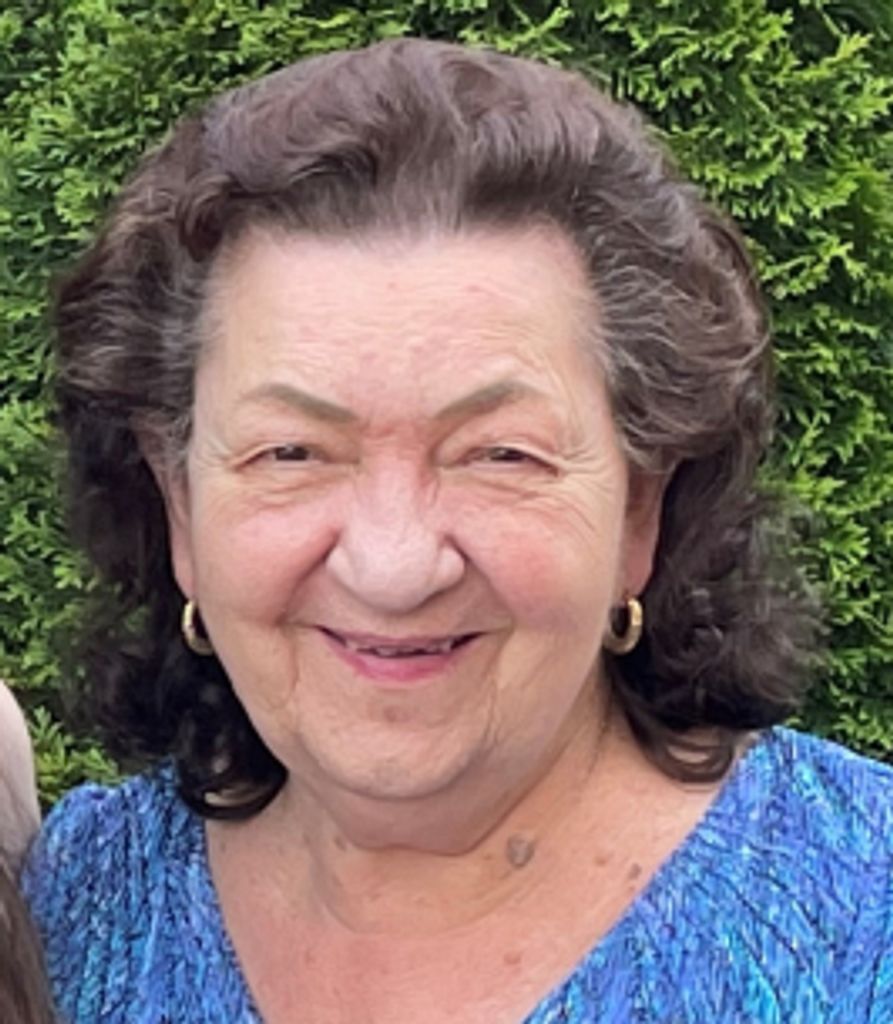 Christine Godbey (Traciak) Profile Photo