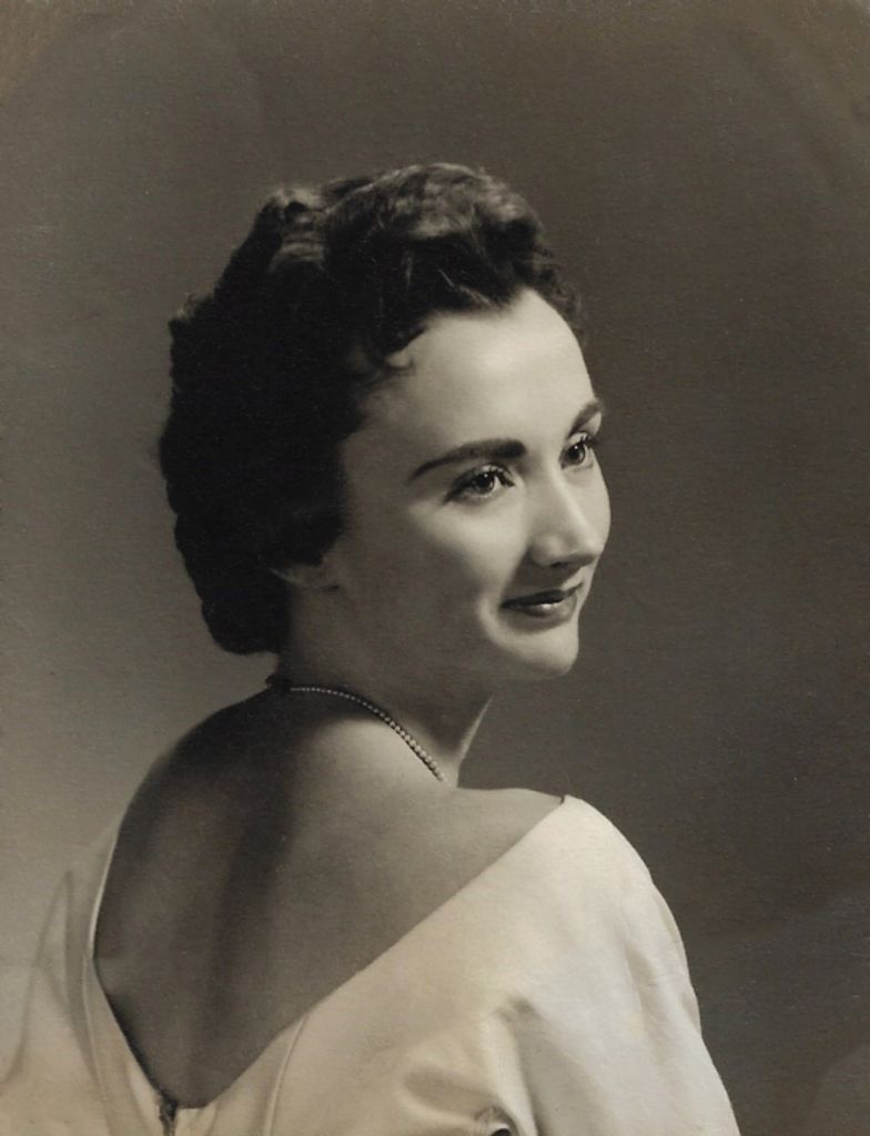 W. Sue (Hatfield)  Hansen