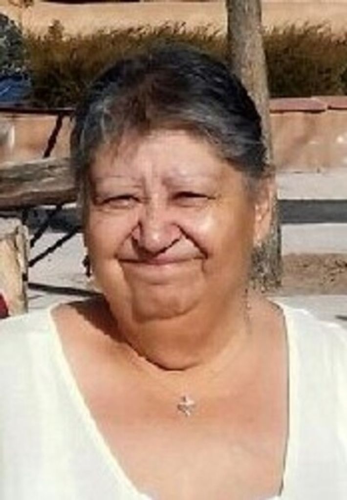 Gloria Maria Esquibel Profile Photo