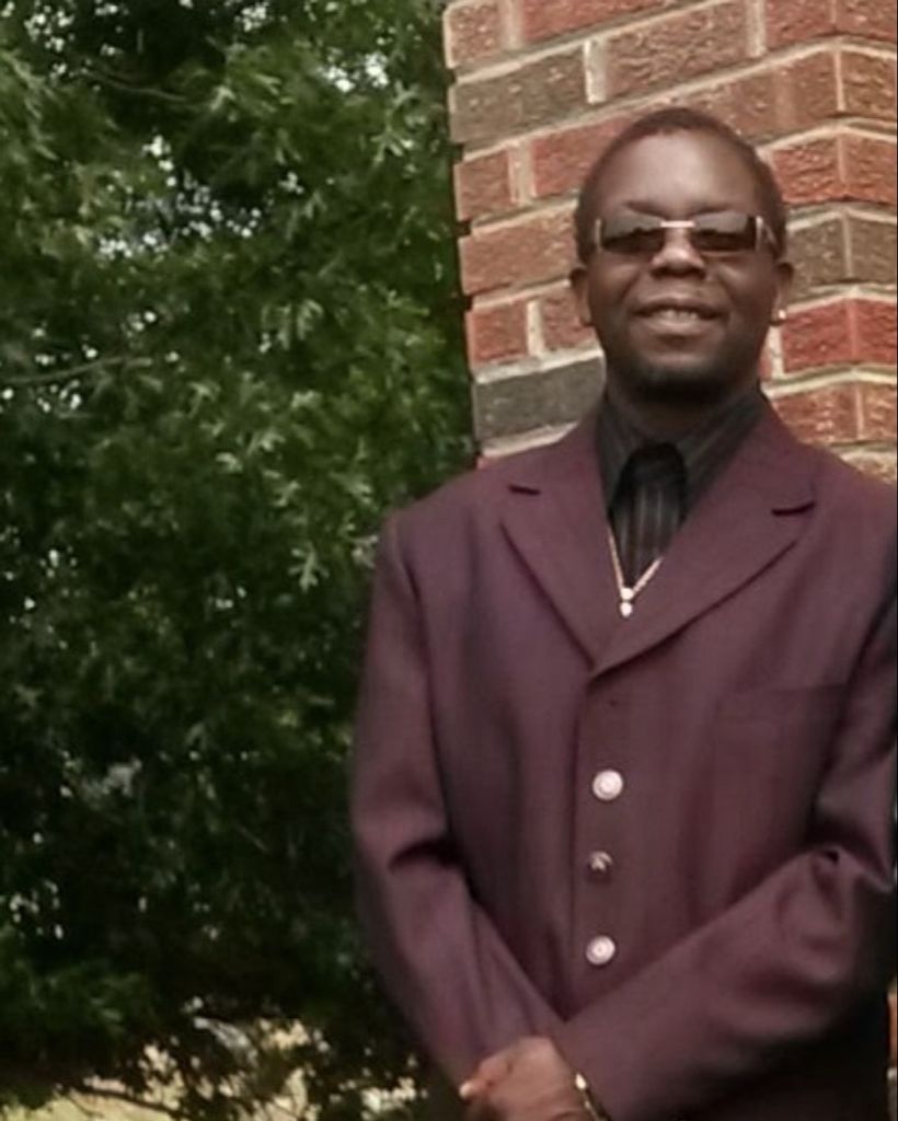 Eric Tyler Huntley Profile Photo